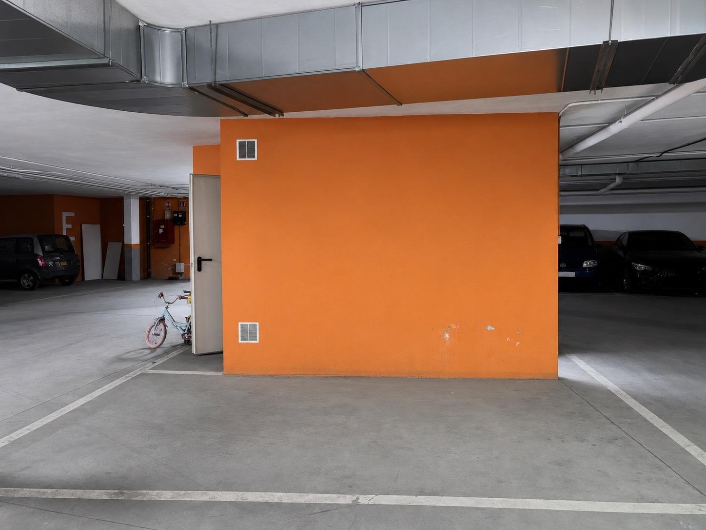 Plaza de garaje amplia en alquiler – Calle Jardines, Ciempozuelos | Opción de compra a consultar