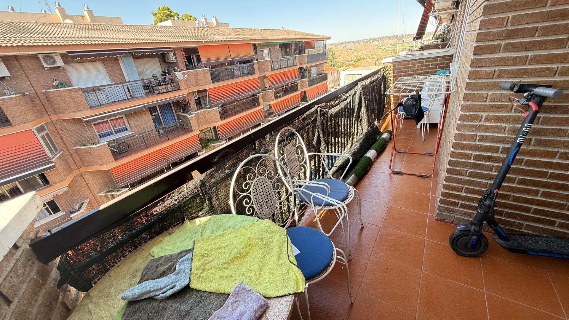 ESPECTACULAR PISO CON PISCINA Y TRASTERO