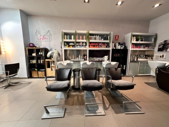 Traspaso Local Peluquería en Boadilla