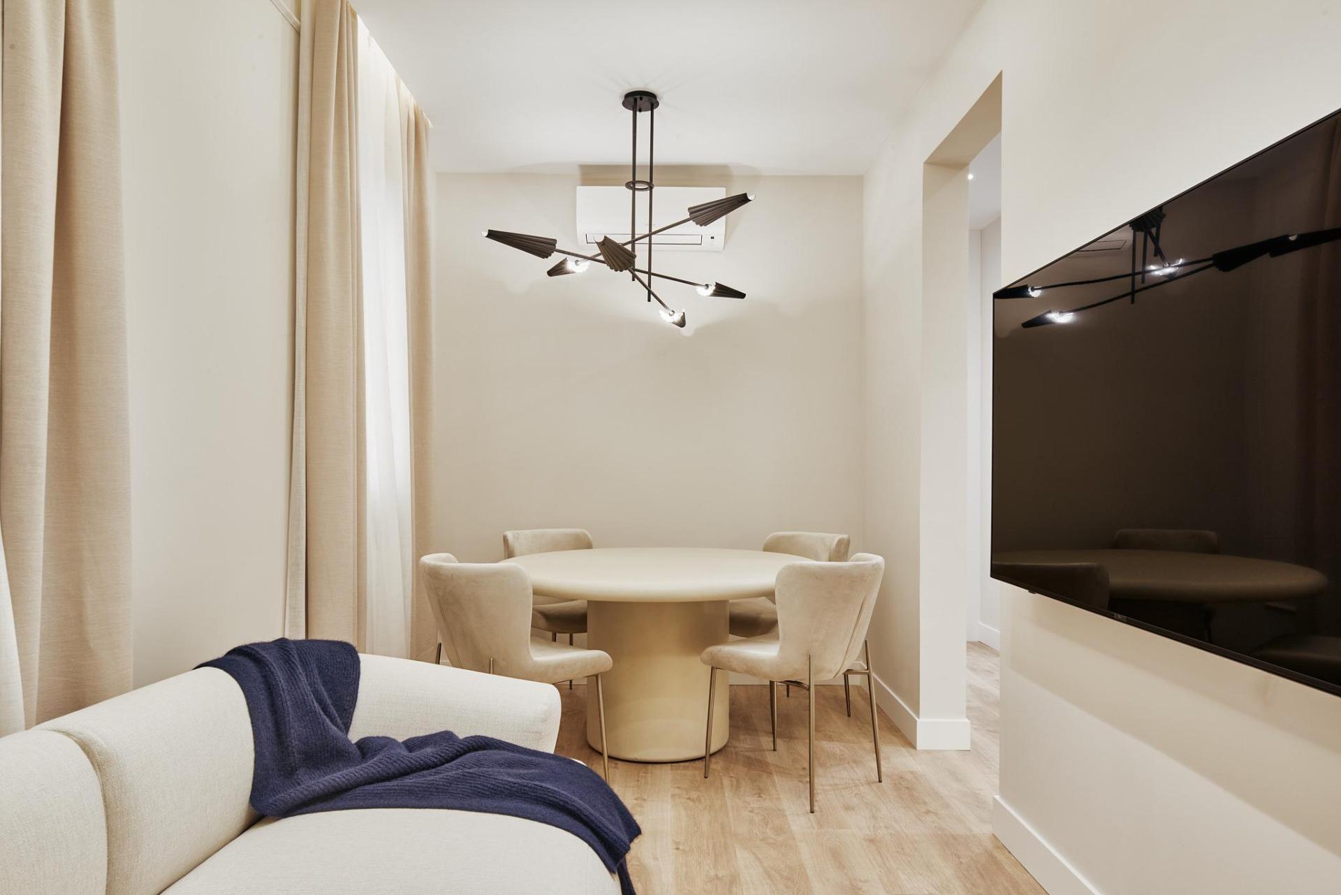 3-5-7 PISO EN EDIFICIO CLASICO EN LA CALLE DON RAMON DE LA CRUZ DE 58 MT CON 2 HAB/1 BAÑO LISTO PARA INVERTIR O VIVIR EN PLENO BARRIO DE SALAMANCA