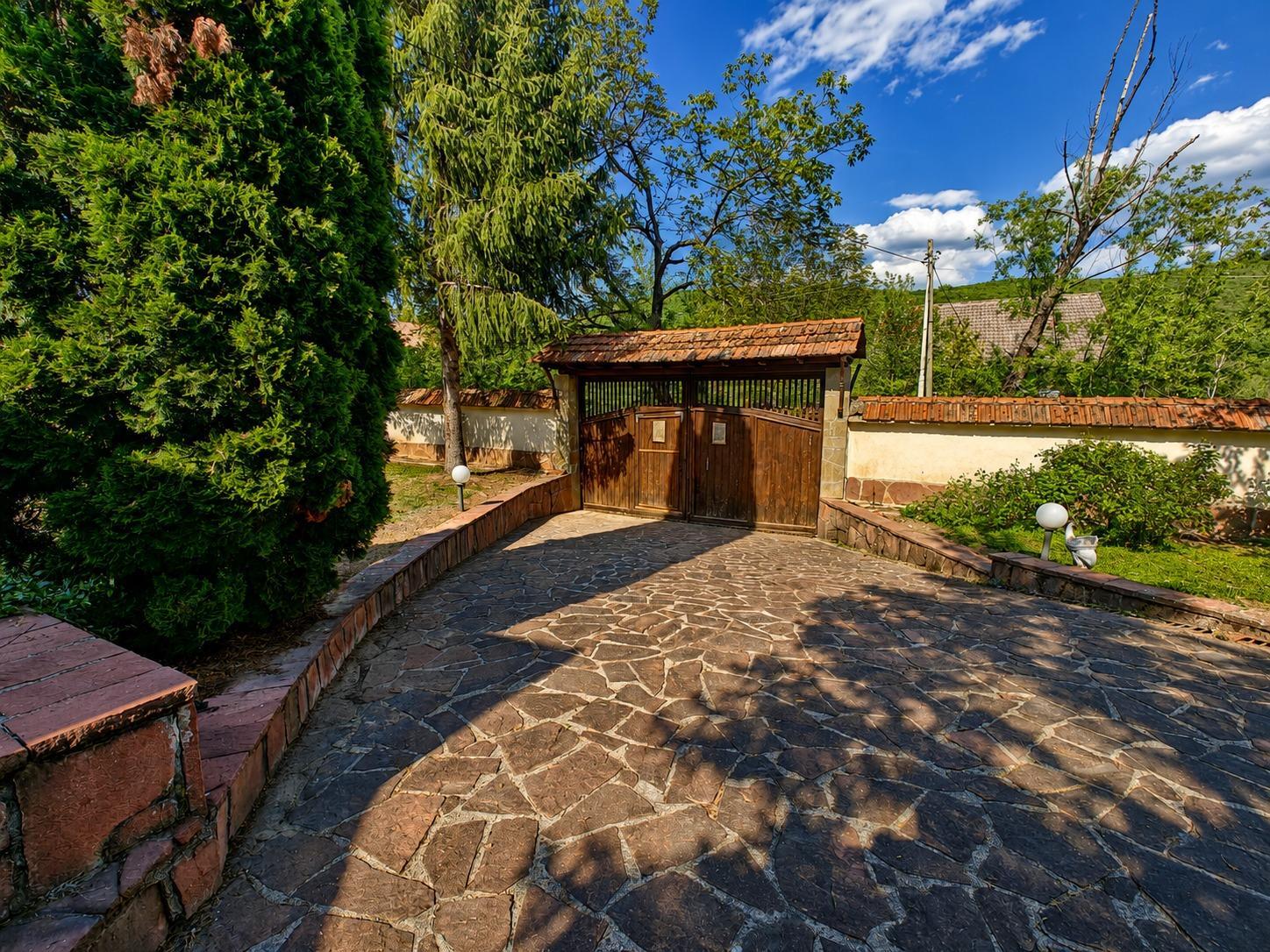 Villa de 2 plantas en Malka Zhelyazna, Bulgaria