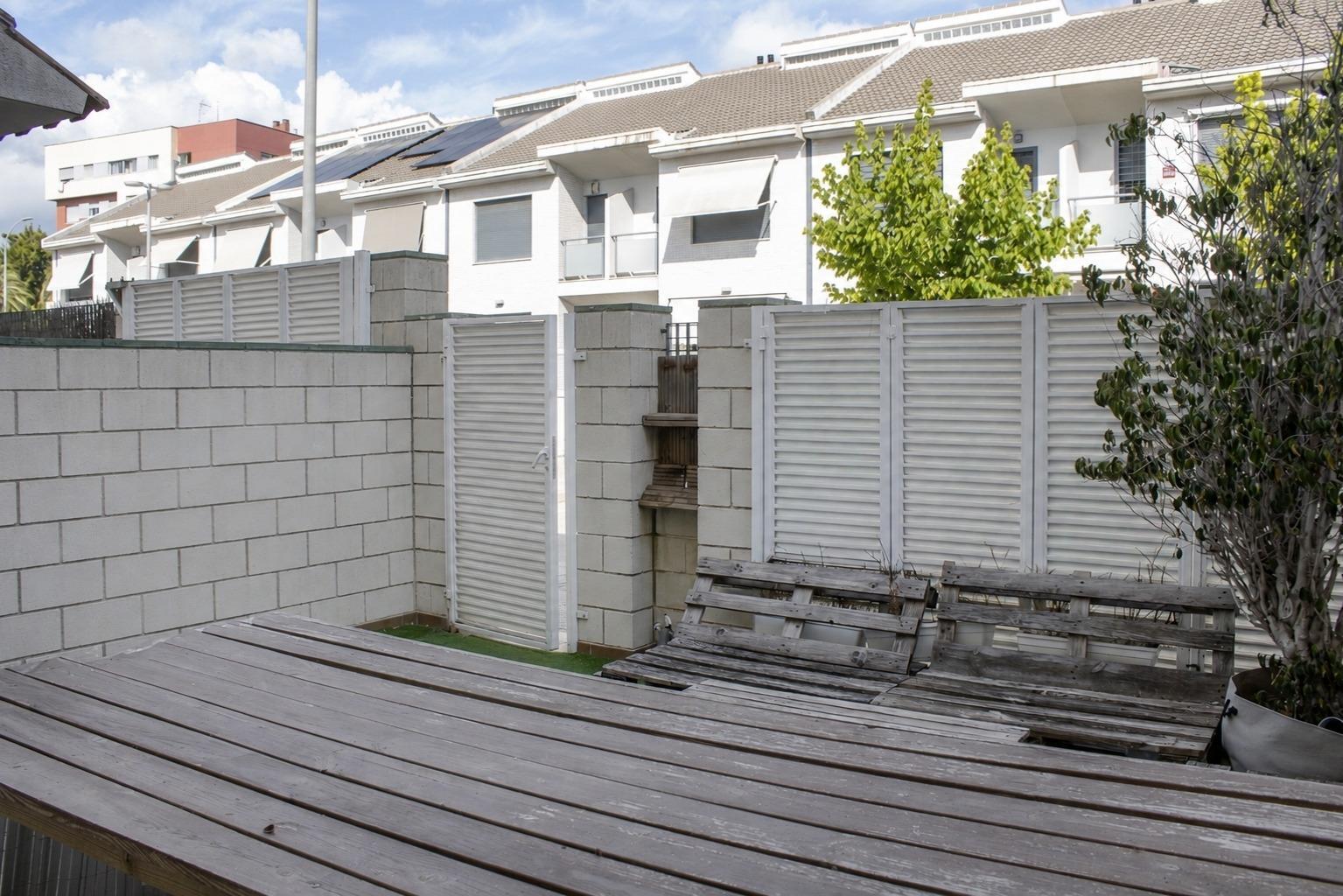 Magnífico adosado de 166 m² con piscina comunitaria en una tranquila zona residencial de Gandía
