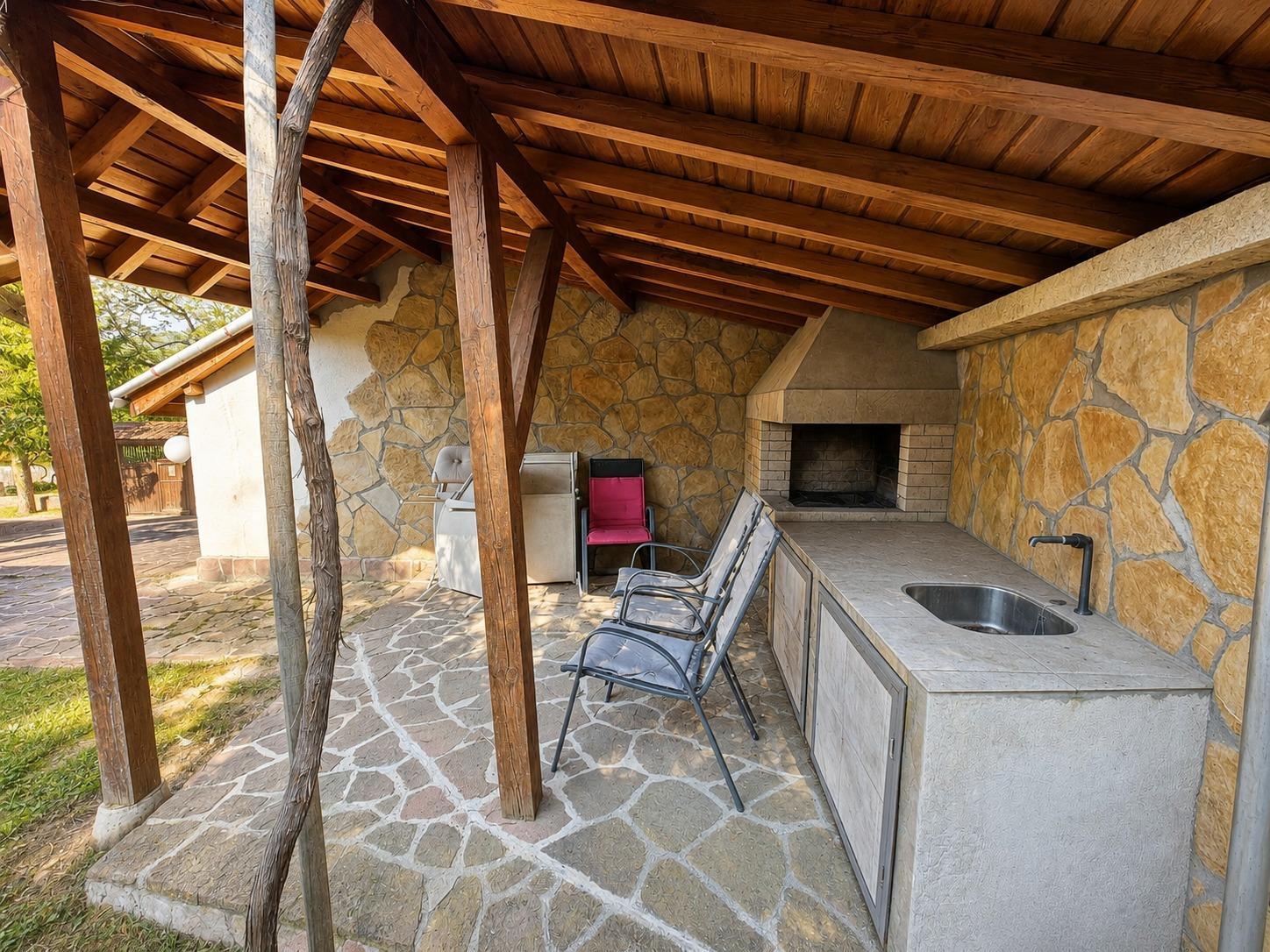 Villa de 2 plantas en Malka Zhelyazna, Bulgaria