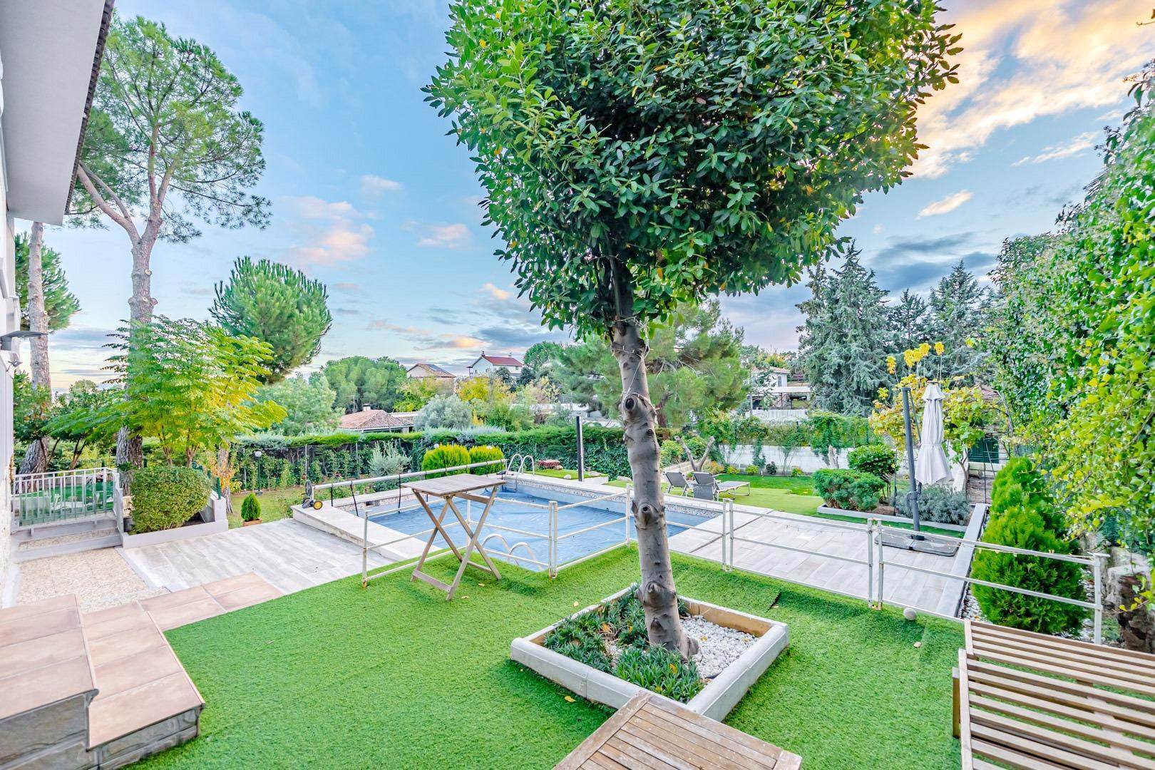 Chalet individual en Valdemorillo – Urb. Mirador del Romero