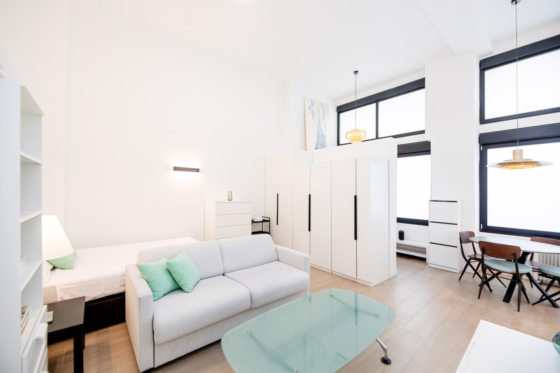 5-6-12 EXCLUSIVO LOFT/LOCAL AL LADO DEL PARQUE RETIRO: IDEAL para autónomos y empresas