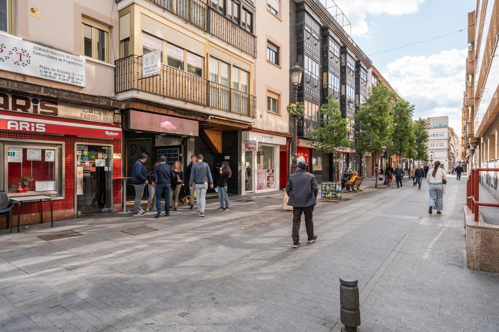 LOCAL COMERCIAL EN GALERÍA COMERCIAL DE PLAZA ESPAÑA – LEGANÉS  ¡Oportunidad única para emprendedore