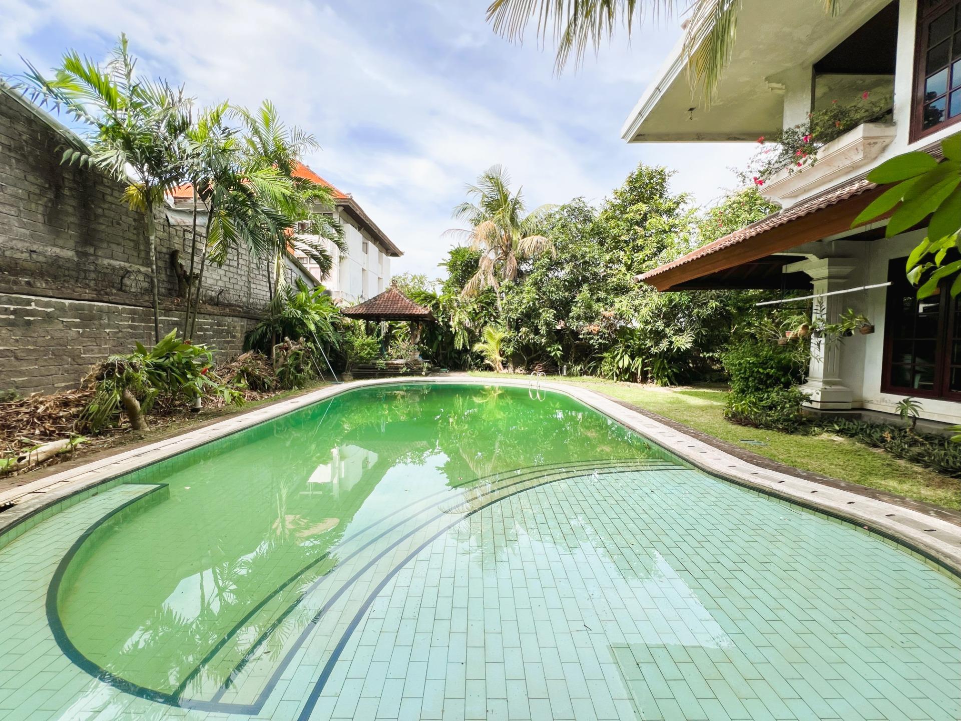 7-3 Hermosa Casa de Playa en Bali: A Pocos Pasos de Sanur Beach