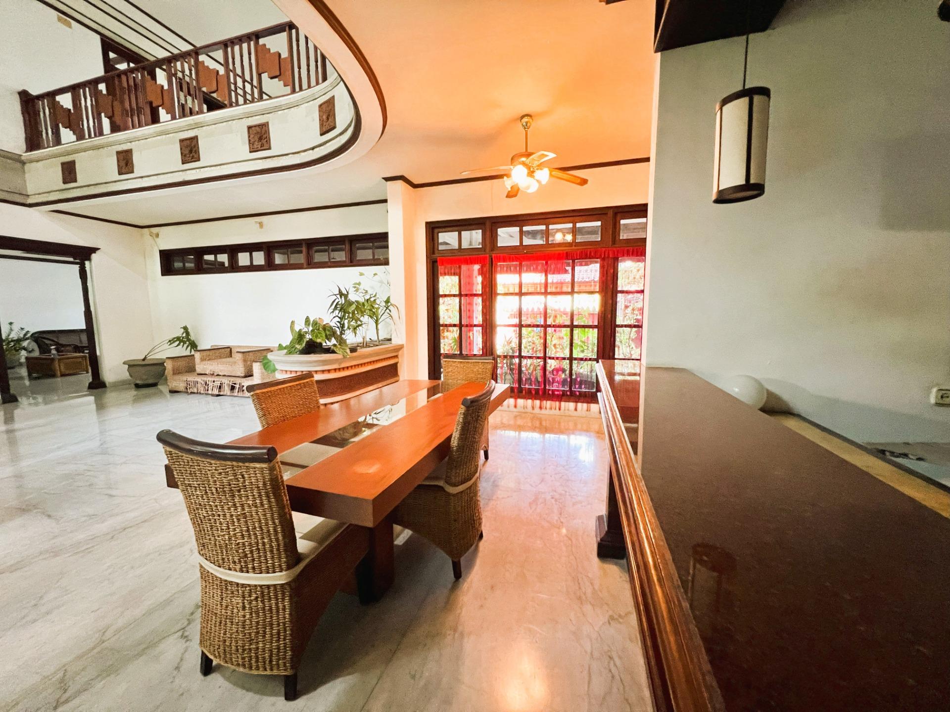 7-9 Hermosa Casa de Playa en Bali: A Pocos Pasos de Sanur Beach