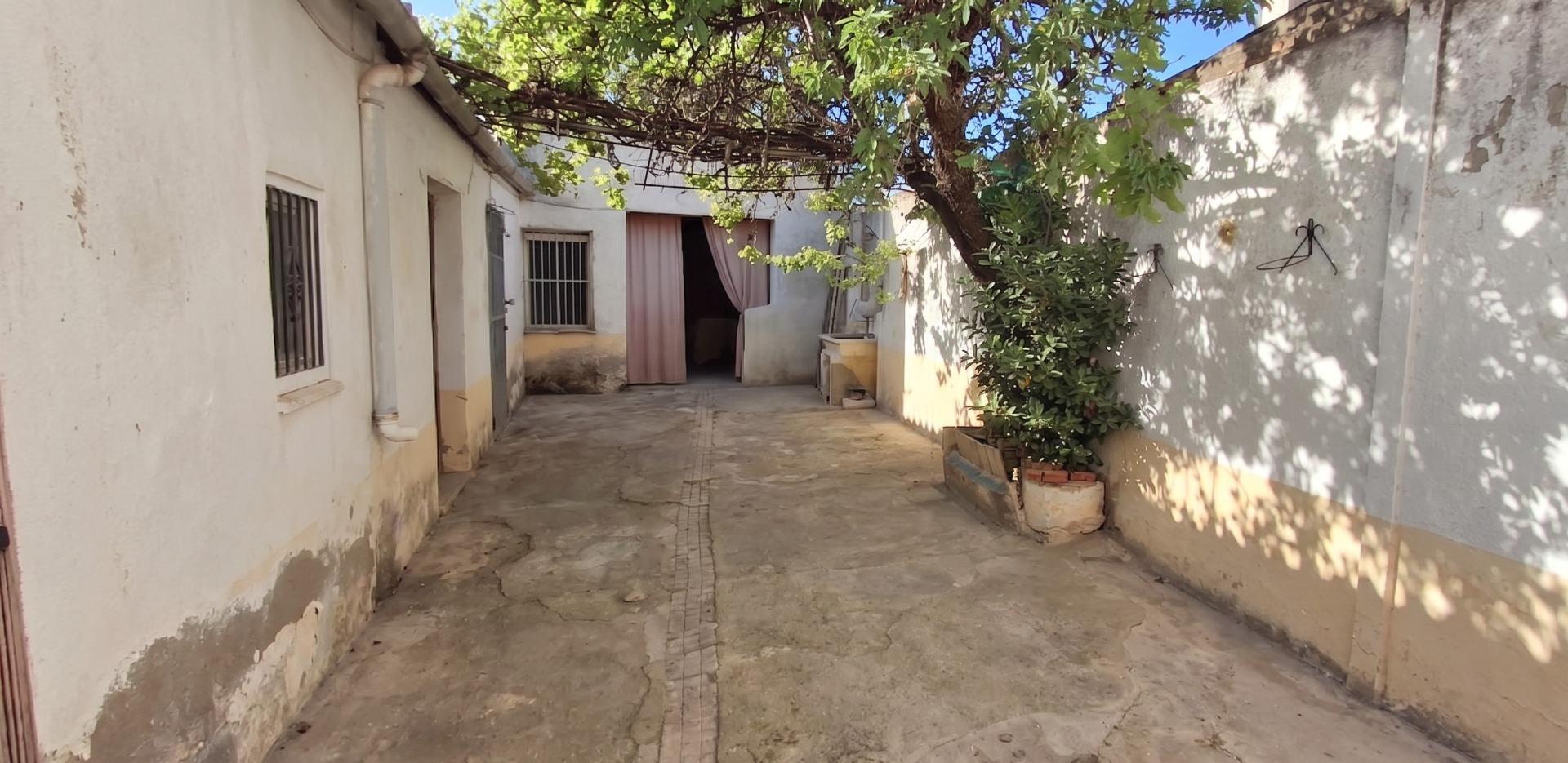 9-1-5 CASA DE PUEBLO