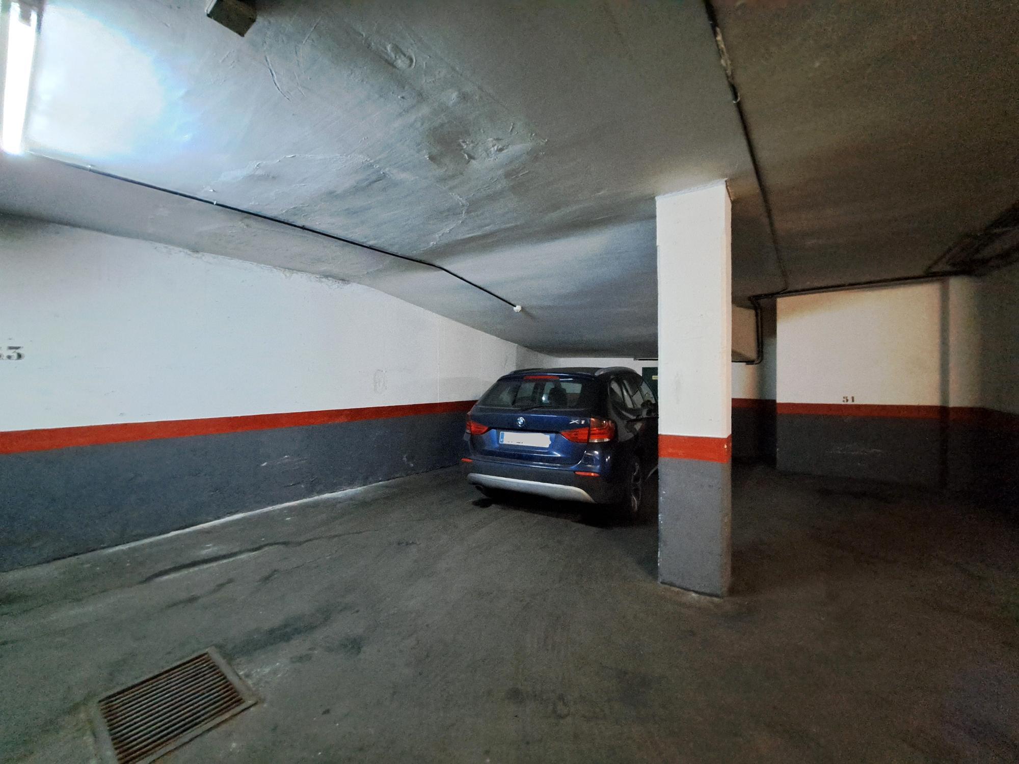 Plaza de Garaje junto al intercambiador de Ciudad Lineal