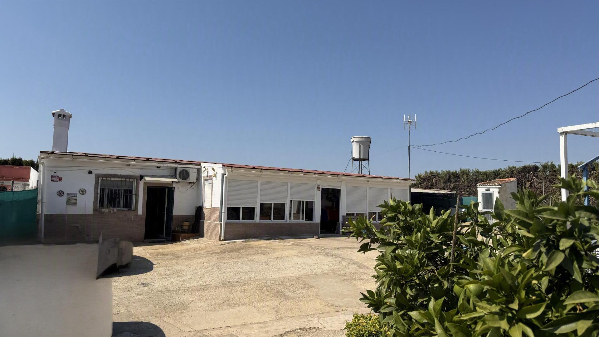 10-3-7 Finca rústica en Gibraleón – Zona la Calvilla