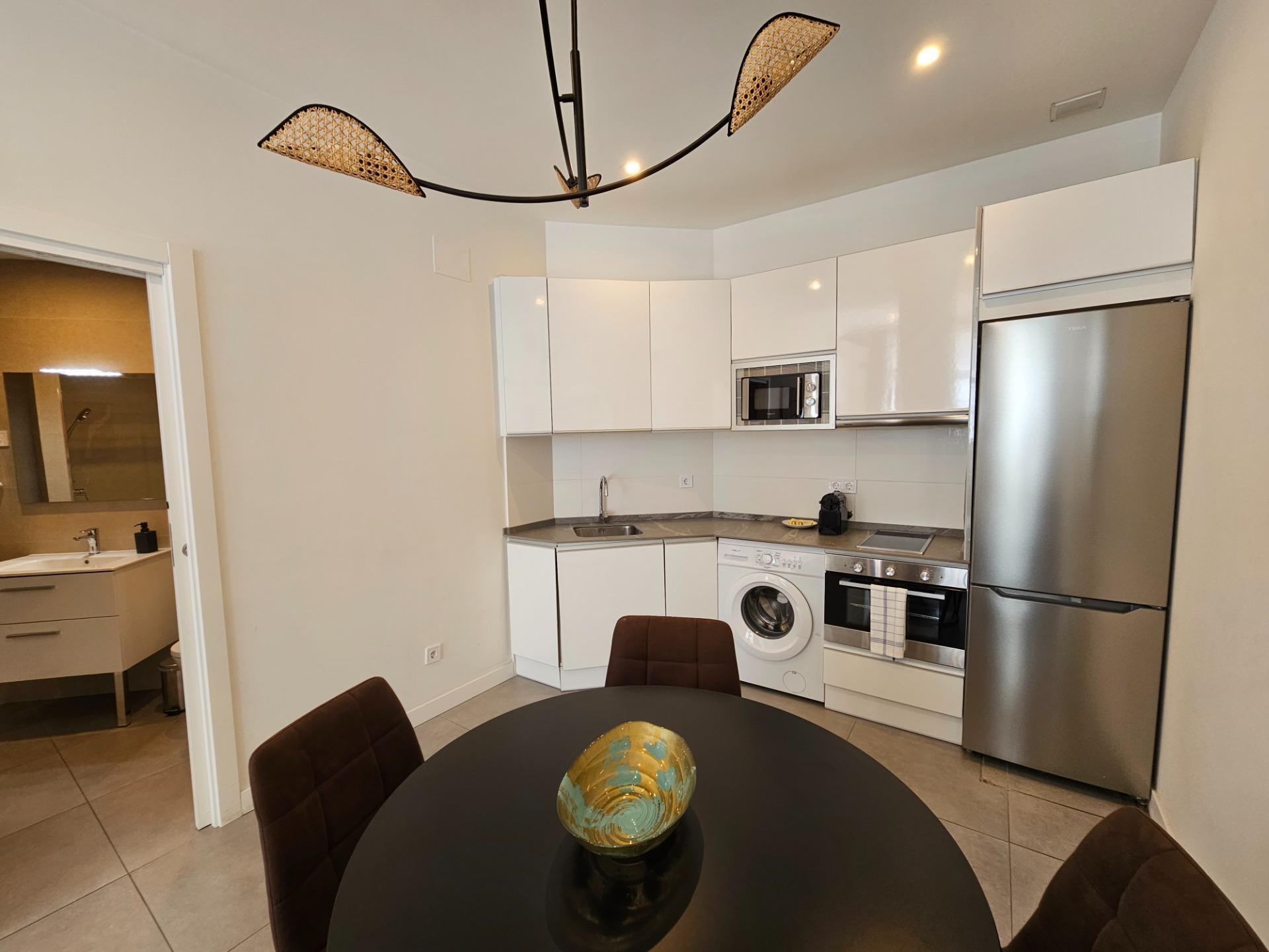 PRECIOSO  APARTAMENTO ENTRE INFANTA MERCEDES  y TETUÁN