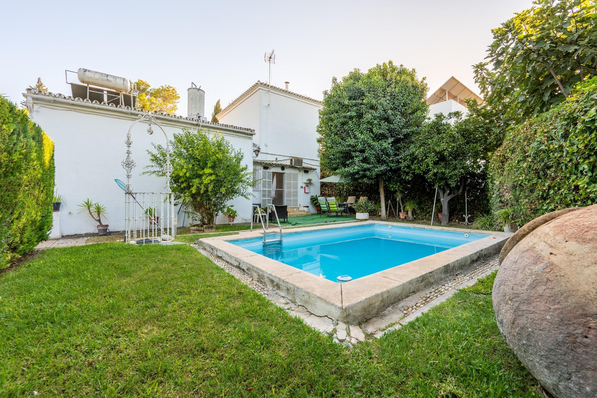 Chalet independiente junto al Colegio Europa
