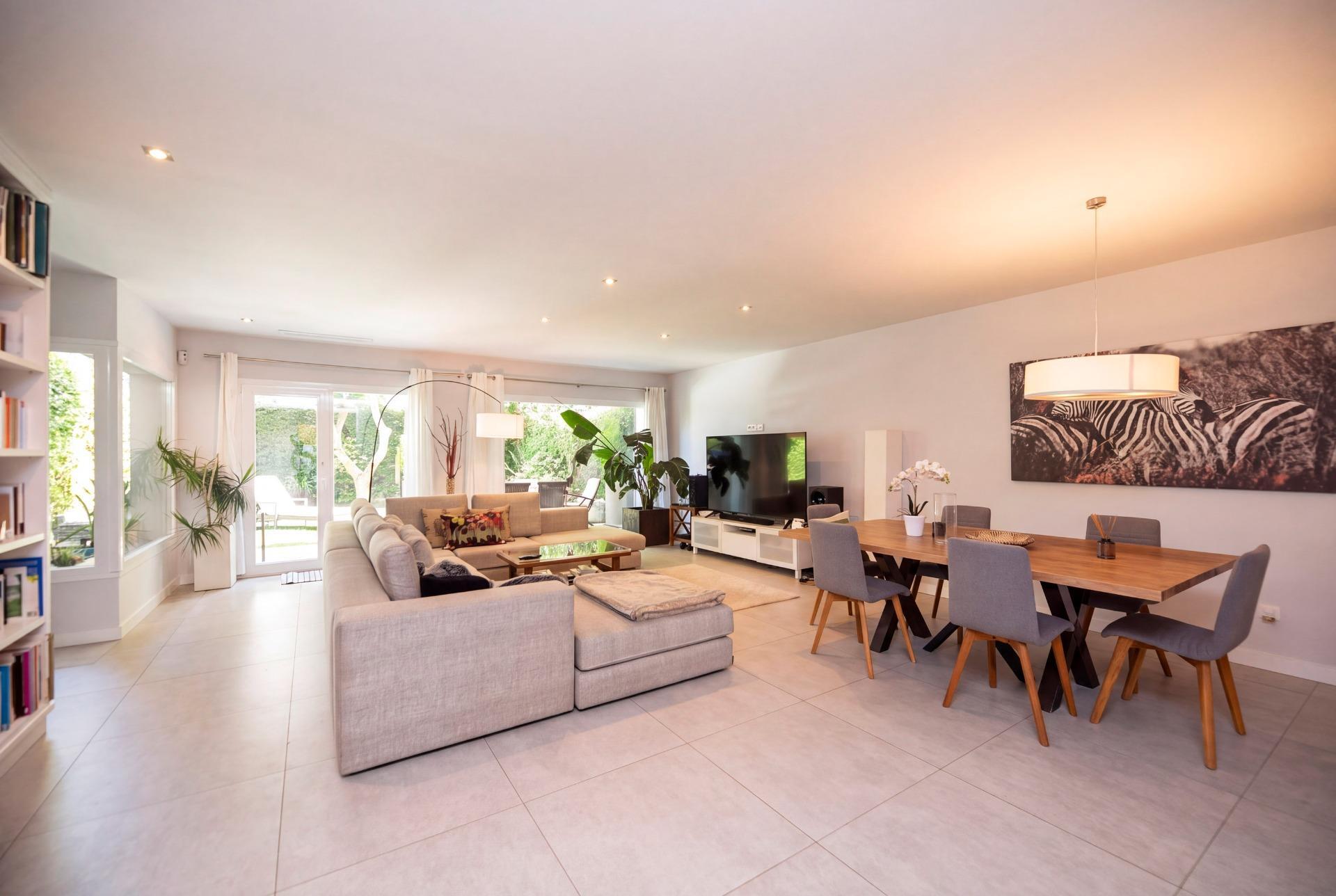 13-5-3 CHALET EN PLENO CENTRO DE TORRELODONES