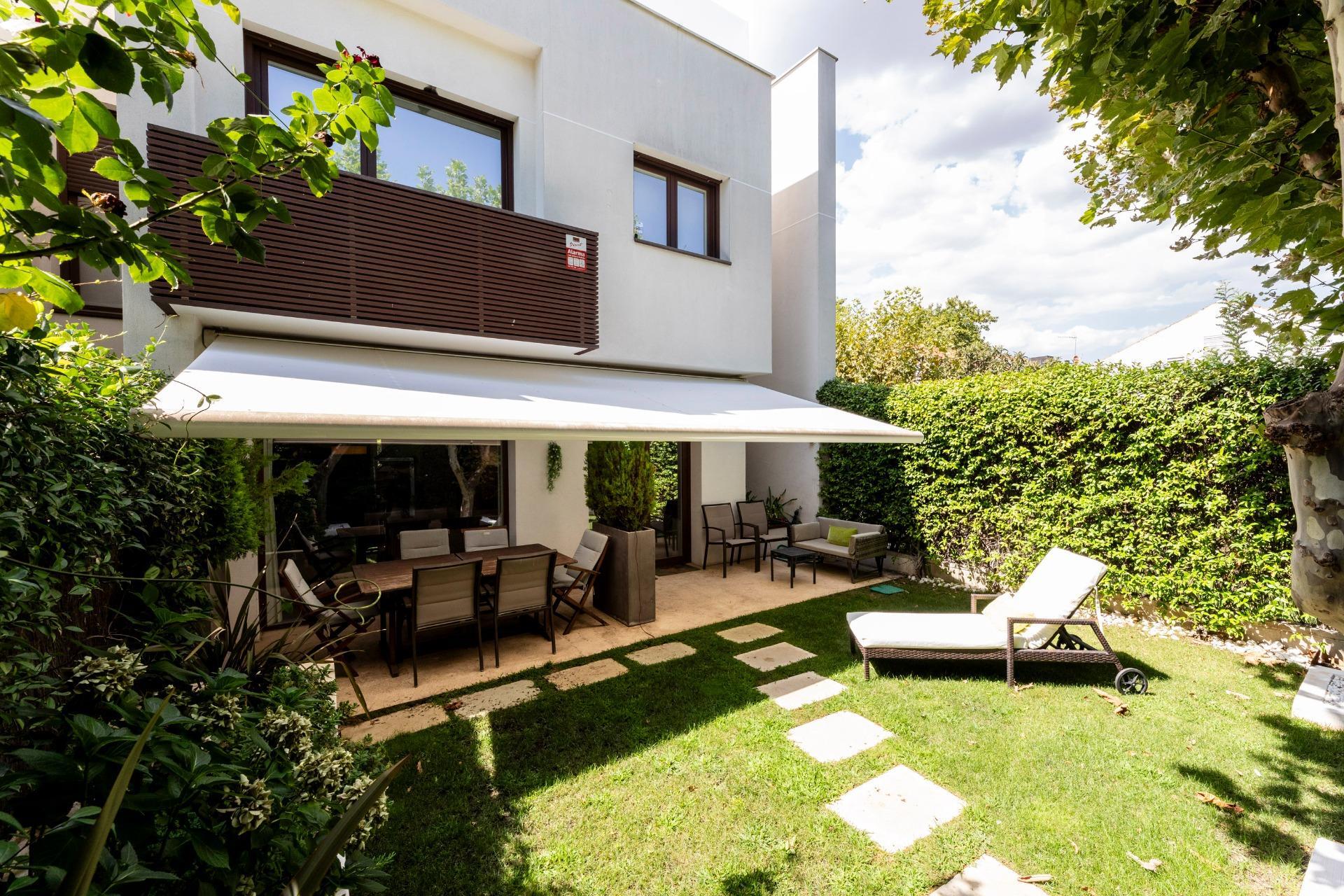 13-9-3 CHALET EN PLENO CENTRO DE TORRELODONES