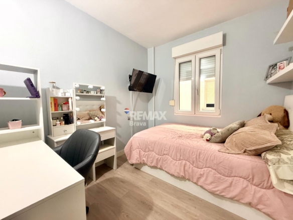 Figueres | Luminoso piso de 3 habitaciones en L’Eixample, listo para entrar a vivir