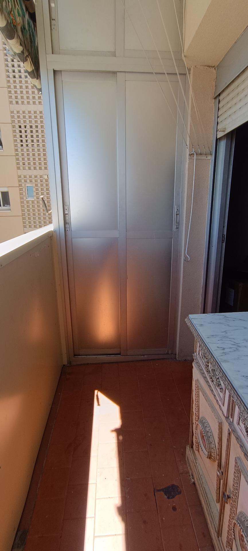 SE VENDE PISO EN LA ZONA ZARZAQUEMADA (LEGANES)