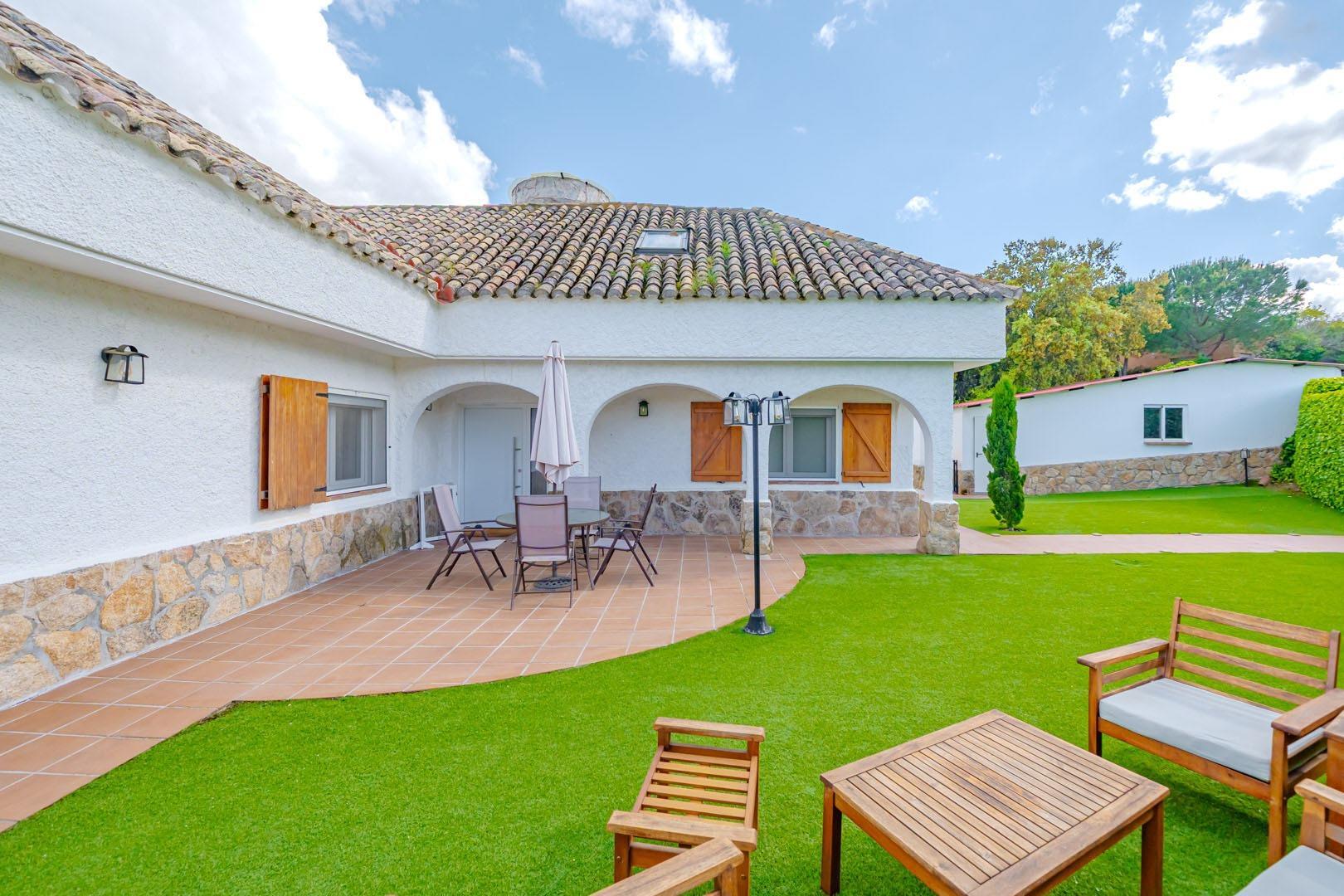 15-3-4 Casa/Chalet en , Valdemorillo