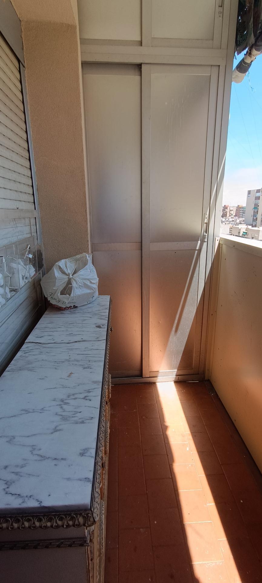 SE VENDE PISO EN LA ZONA ZARZAQUEMADA (LEGANES)