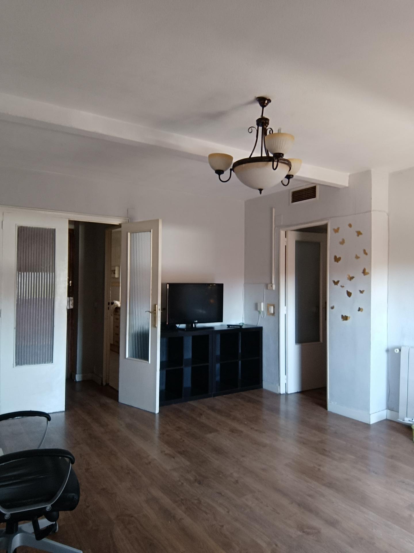 SE VENDE PISO EN LA ZONA ZARZAQUEMADA (LEGANES)