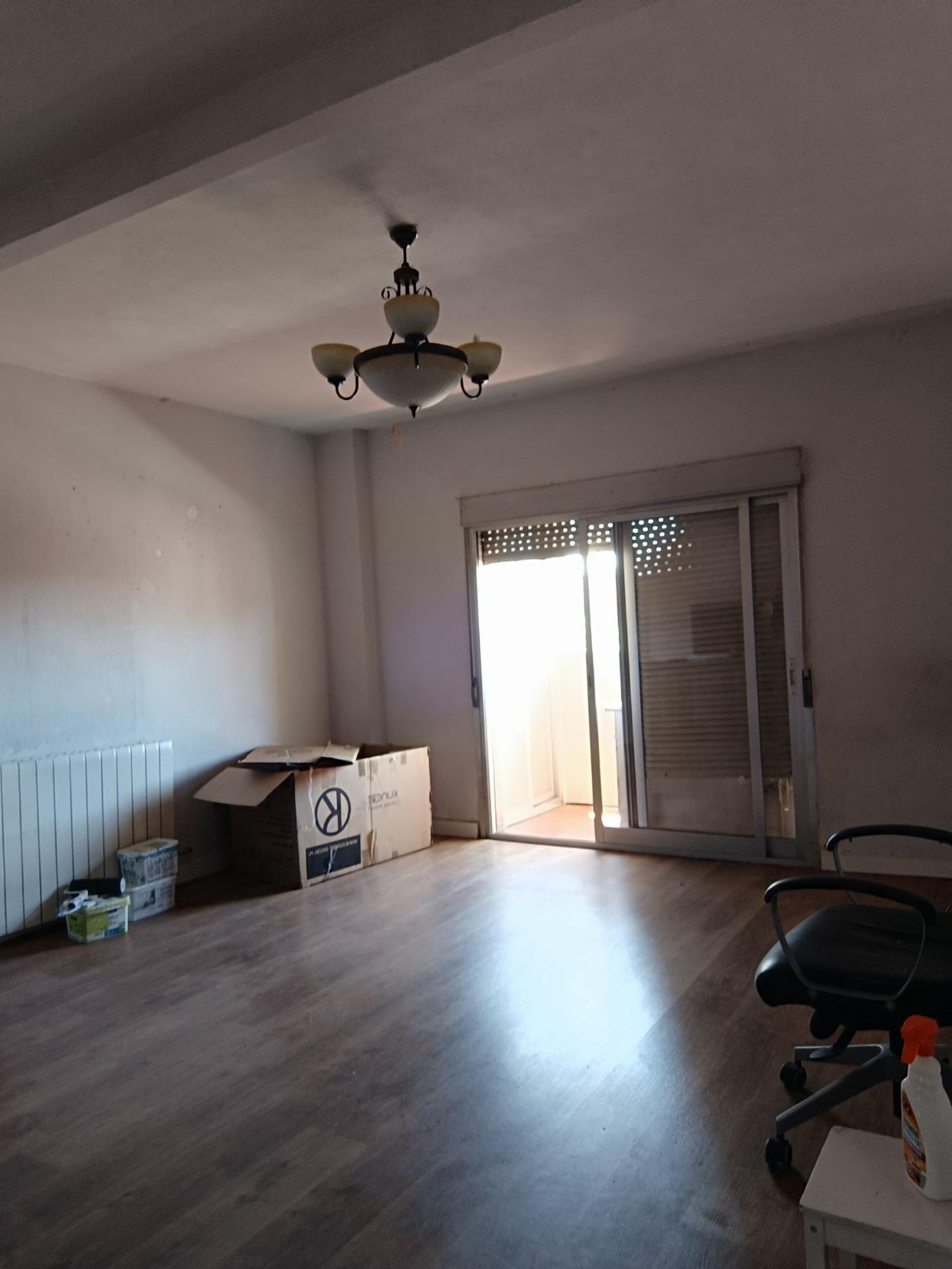 SE VENDE PISO EN LA ZONA ZARZAQUEMADA (LEGANES)