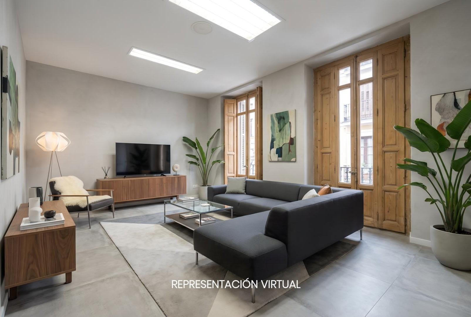 18-1-1 ^**^OPORTUNIDAD ÚNICA: EN VENTA LOCAL Y PISO COMUNICADOS EN EL BARRIO DE LAS LETRAS DE MADRID^**^ En pleno corazón del Barrio de las Letras, en la emblemática calle León, se presenta una oportuni