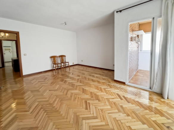 PISO EN VENTA JOSE BERGAMIN MORATALAZ