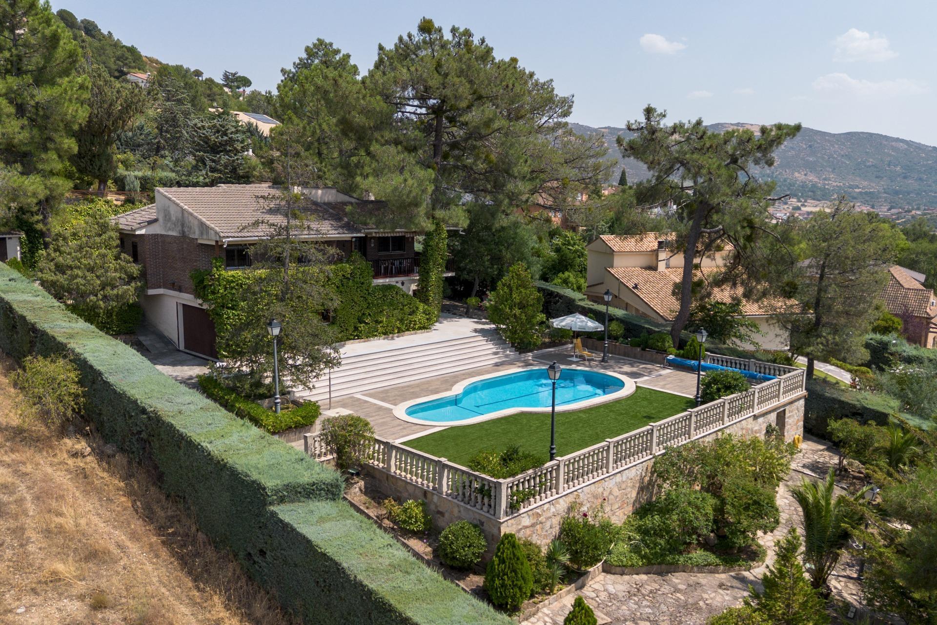 23-2 Casa/Chalet en , Robledo de Chavela