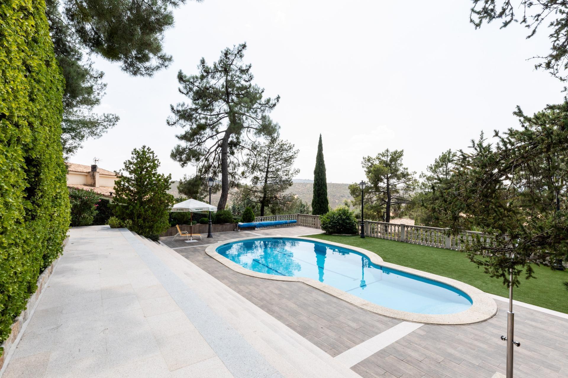 23-4 Casa/Chalet en , Robledo de Chavela