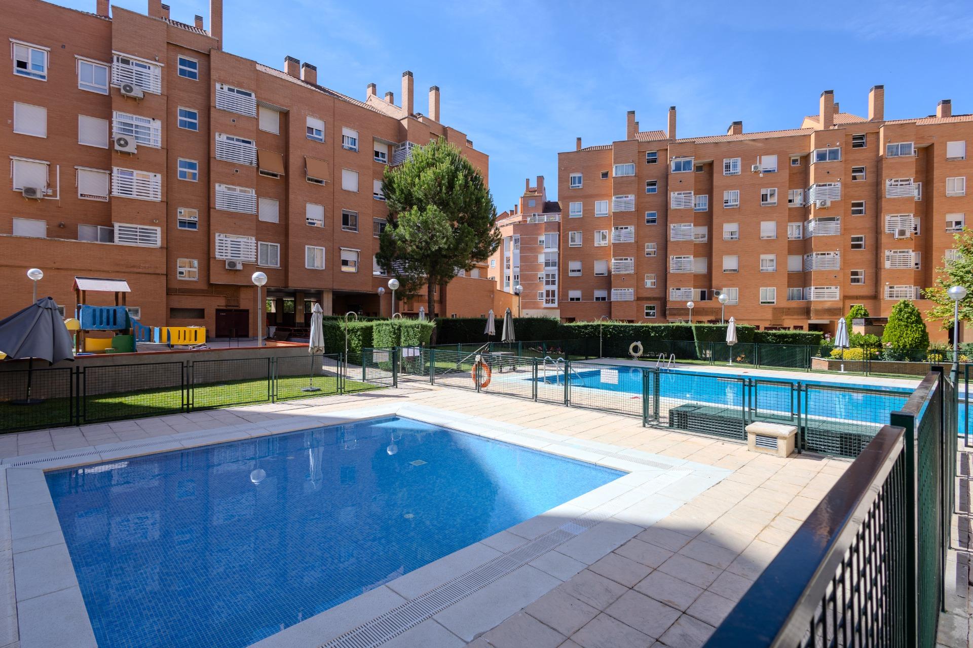 25-1 ÁTICO CON TERRAZA de 50m2