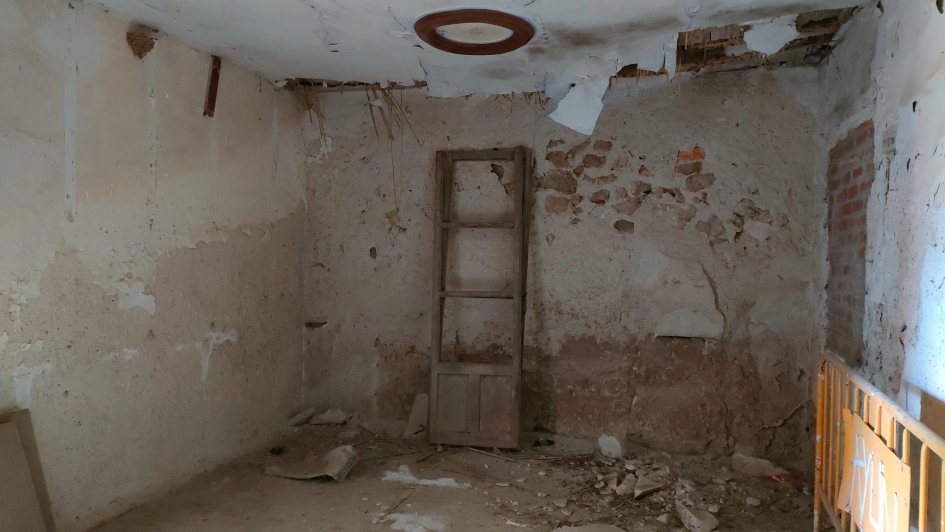 CASA DE PUEBLO PARA REFORMAR