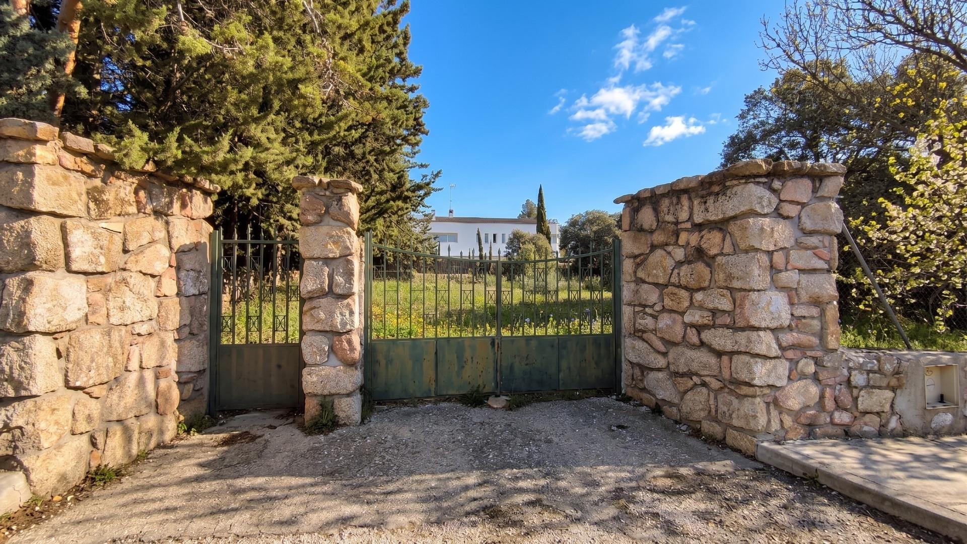5-2-13 EXCLUSIVE URBAN PLOT IN LOS JARALES – GALAPAGAR/TORRELODONES