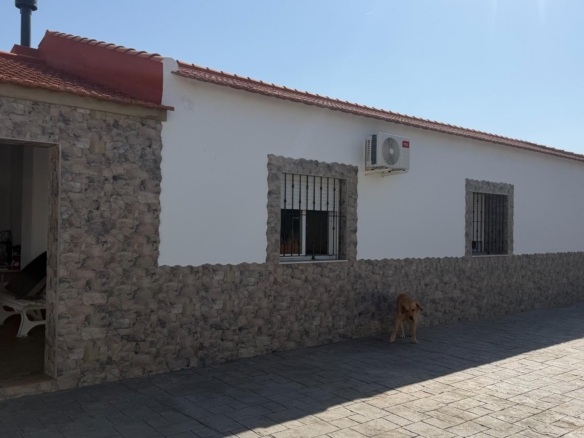 ^**^EXCLUSIVO CHALET INDEPENDIENTE CON PISCINA CLIMATIZADA, GRAN TERRAZA ACRISTALADA Y MÁXIMA PRIVACIDAD EN GALAPAGAR^**^