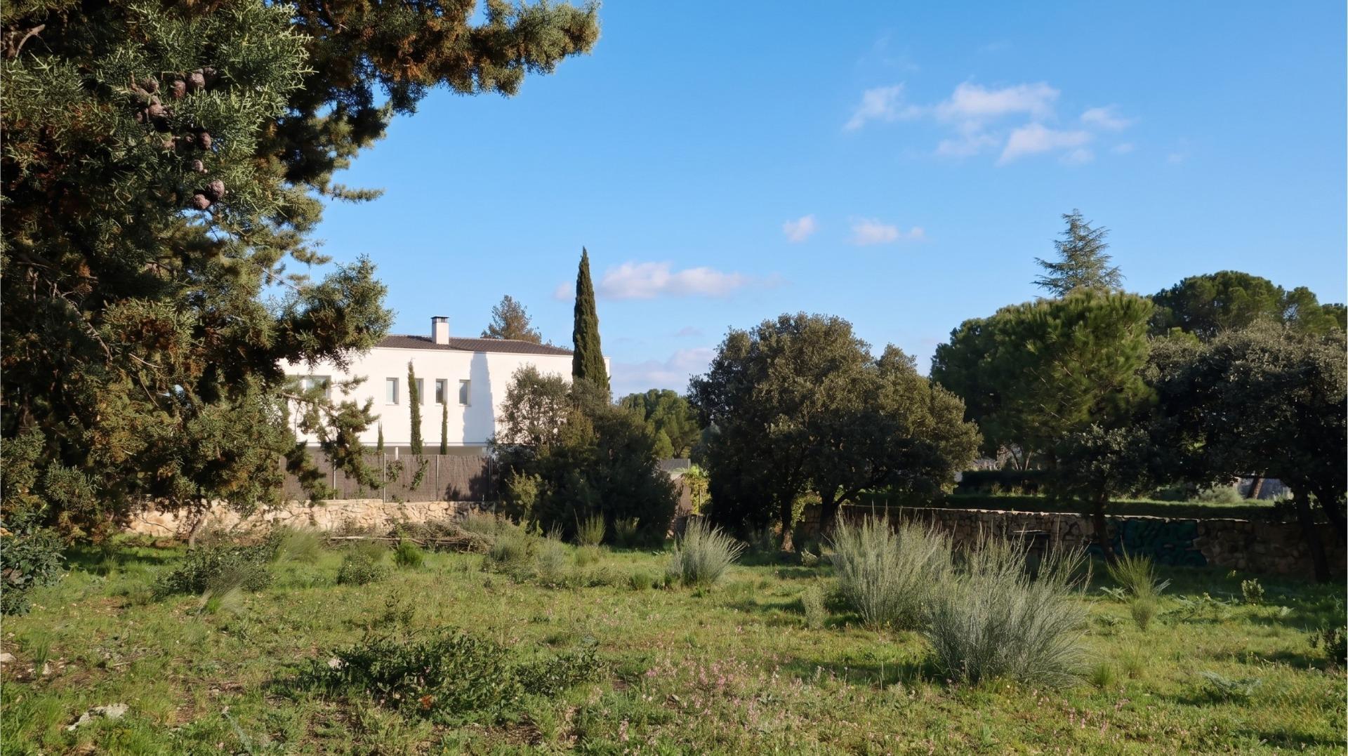 5-5-12 EXCLUSIVE URBAN PLOT IN LOS JARALES – GALAPAGAR/TORRELODONES