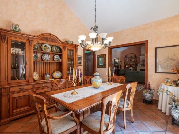 ^^ EN VENTA EXCLUSIVA – IMPRESIONANTE FINCA DE 4 HECTÁREAS EN VALGRANDE, CHINCHÓN ^**^  Ponemos a la
