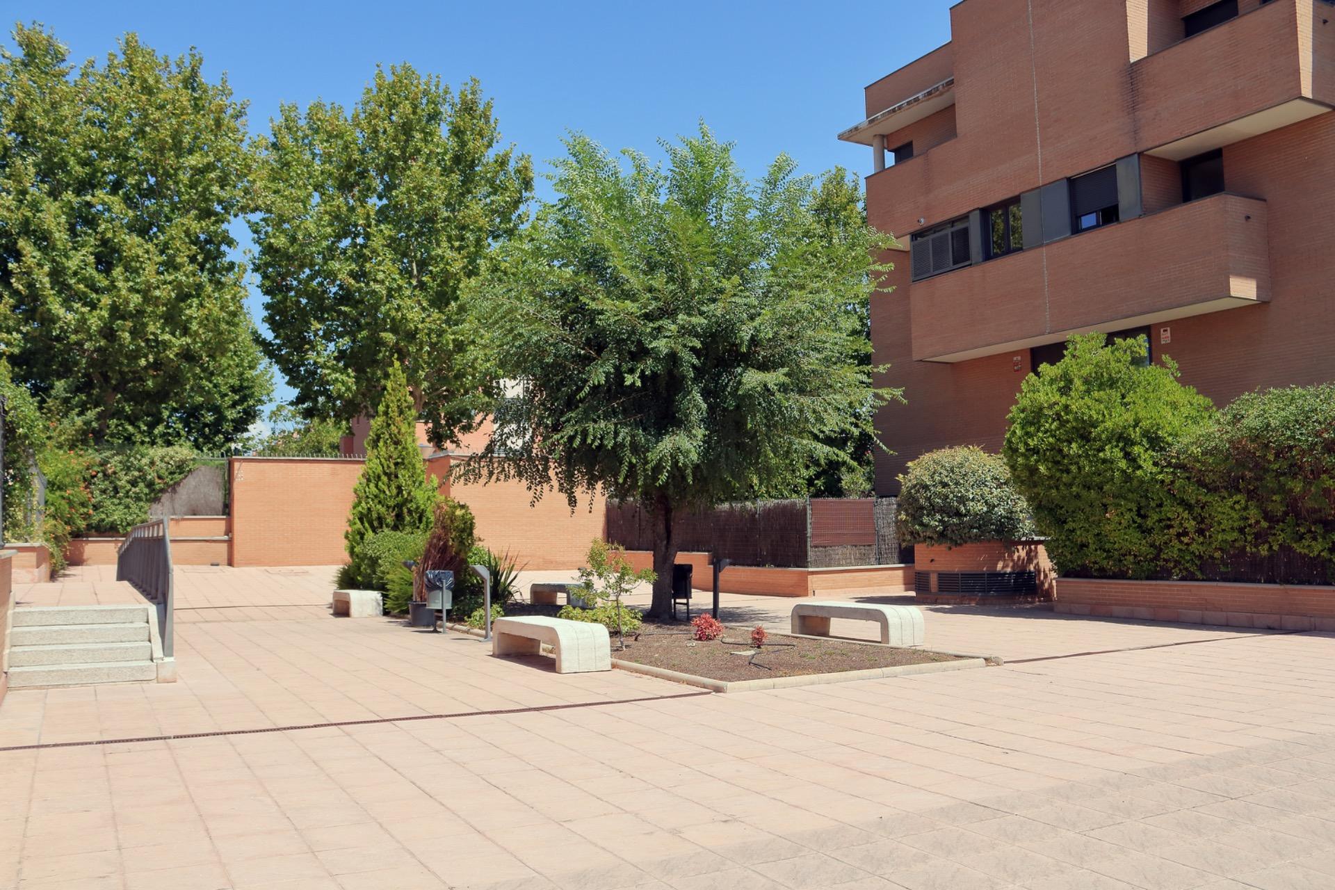 Exclusivo ático dúplex en Somosaguas – Pozuelo de Alarcón. Urbanización privada y seguridad 24 h