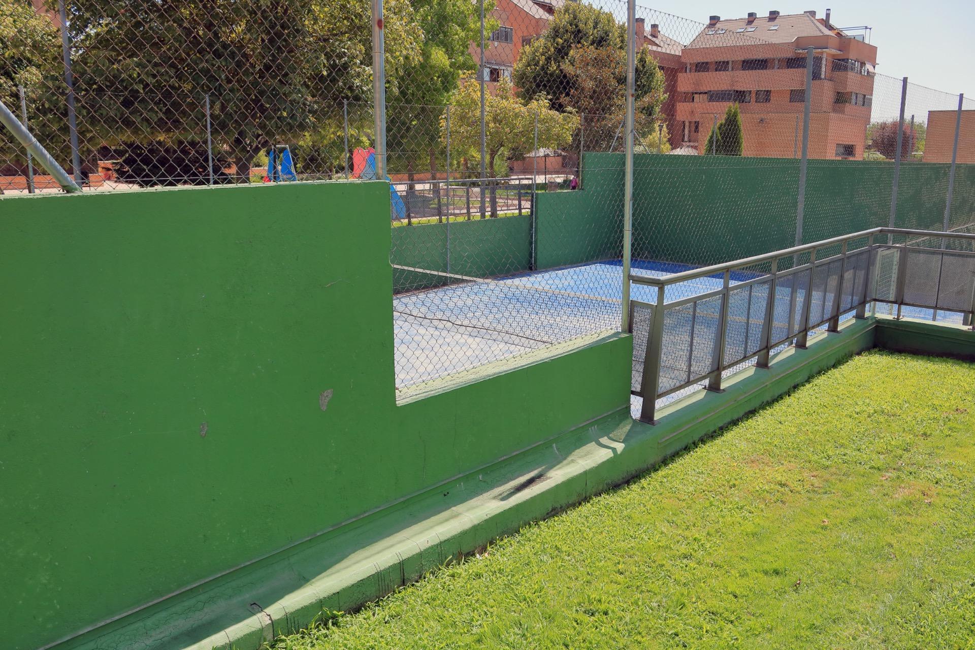 Exclusivo ático dúplex en Somosaguas – Pozuelo de Alarcón. Urbanización privada y seguridad 24 h